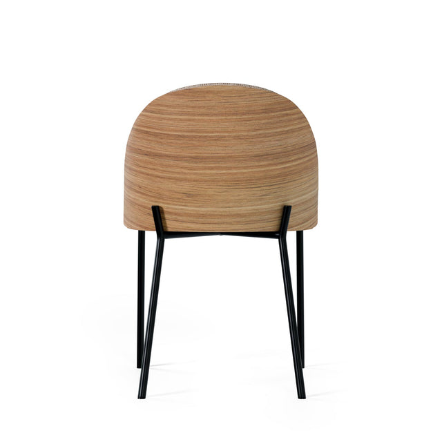 Silla Tapizada Casandra Taupe en ambiente de estilo nórdico
