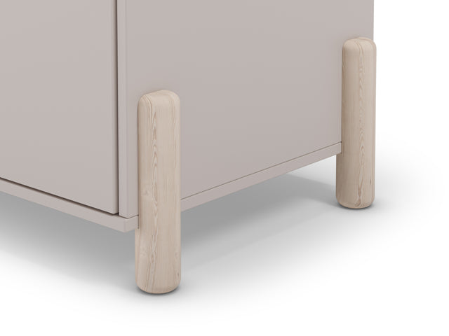 Mueble Armario Infantil Lily 93 Crema con acabado crema en ambiente de estilo nórdico