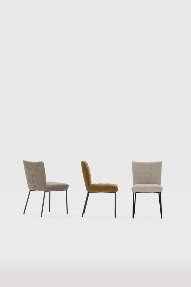 Silla de comedor Naomi Beige, en ambiente de comedor