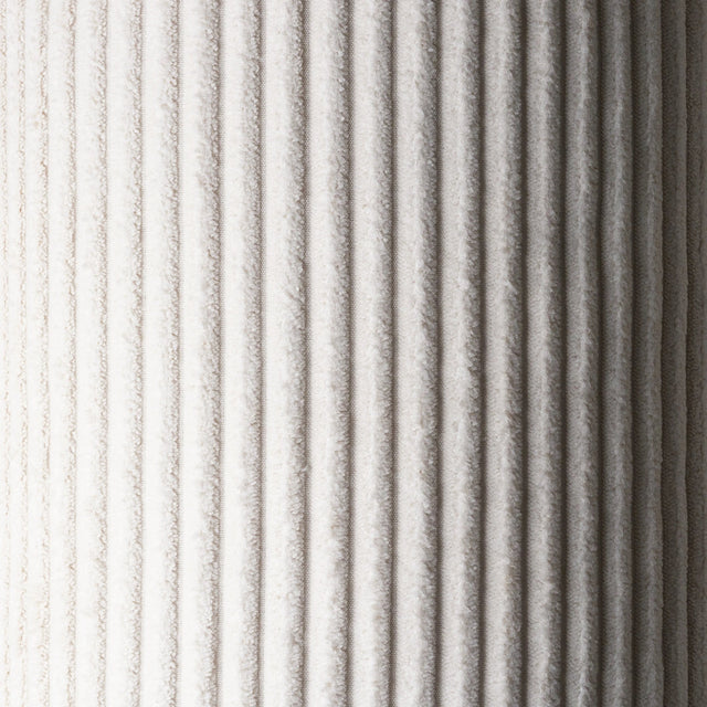 Mueble Puf Infantil Cuadrado de Pana Blanco Crema con acabado blanco, acabado crema en ambiente de estilo nórdico