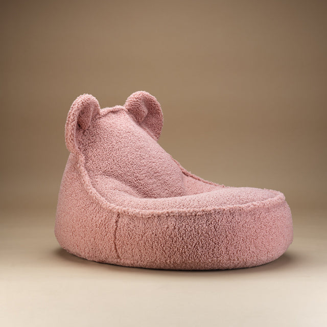 Mueble Puf Infantil Osito de Borreguillo Crema con acabado crema vista lateral de estilo nórdico