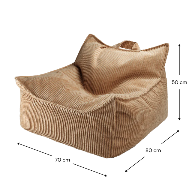 Silla Puf Infantil Silla de Pana Marrón en ambiente de estilo nórdico