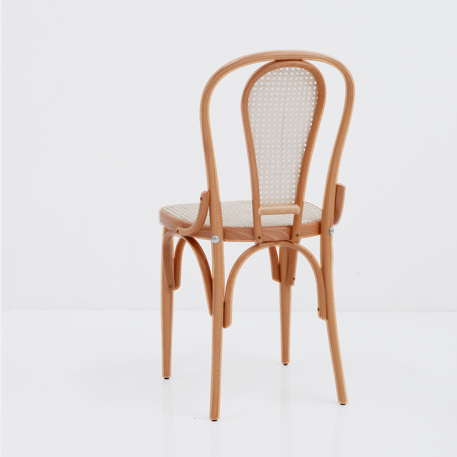 Silla de madera y rejilla Villalonga Sillería y Curvados
